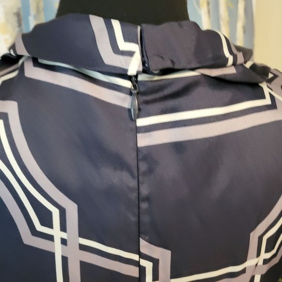 Banana REPUBLIC SILK DRESS - Picture 5 of 7